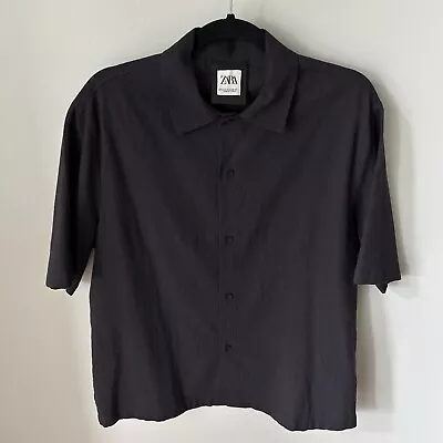 Zara Short Sleeve Button Down Men’s Fashion Shirt • $13.50