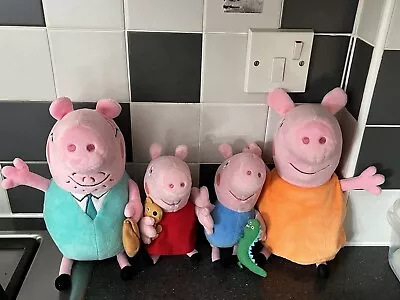 Peppa Plush Family 4 Pack Set Peppa Pig Soft Toy Play Set - VGC • £16