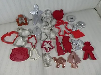 Vintage Lot Of Cookie Cutters Metal & Plastic 27 Piece Christmas Shape Animal D1 • $9.99