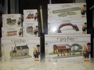 Hornby Harry Potter Hogsmeade R7230 R7231 R7232 R7233 R7234 R7235 R7236 R7238 • £349