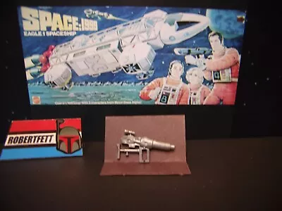 Vintage 1976 Space:1999 Eagle 1 LASER RIFLE (Gun) Lot  B  Mattel 1:24 1975 1977 • $41