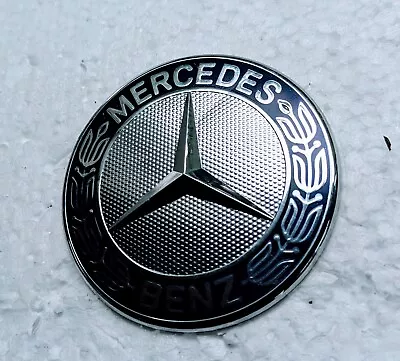 Original Mercedes-Benz Hood Badge Logo Emblem OEM 204 817 06 16  A3480 • $14.97