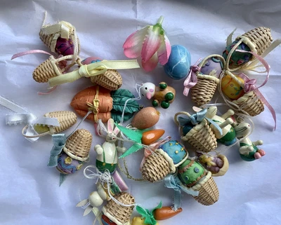 $12.99 • Buy Vintage Easter Lot Miniatures Straw Baskets Eggs Bunnies