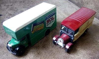 CORGI CLASSICS 1929 THORNYCROFT And DUCKHAMS BEDFORD LUTON VANS 1/43  • £8