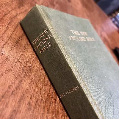 New English Bible: Vintage Illustrated  Hardback Green Binding 1970Holy Bible • £7.25