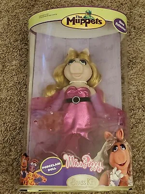 The Muppets-Piggy 12  Porcelain Doll By Brass Key 25 Years (2006) Unopened • $30