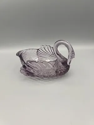 Vintage  Alexandrite Purple Glass Swan Bird Figurine Art Glass Dish Bowl ASIS • $20