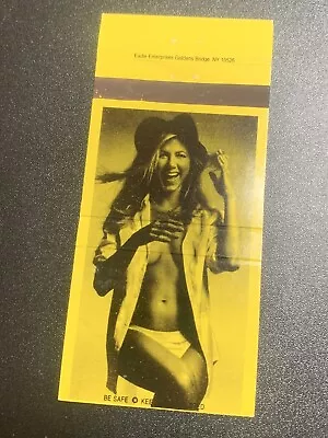 Vintage Girlie Matchbook - Jennifer Aniston Pinup • $9.95