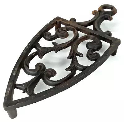 Cast Iron Trivet Black Decorative Sad Iron Holder Primitive Home Decor • $18.99