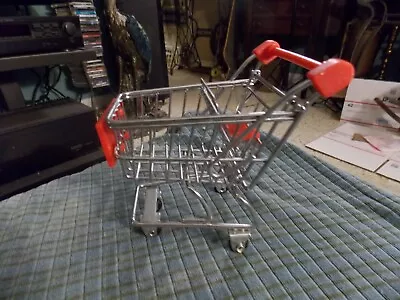 Vintage MINIATURE CHROME METAL & PLASTIC GROCERY SHOPPING CART BASKET 4.5  VG ! • $11.55