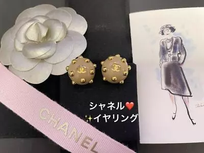 Chanel Vintage Coco Mark Ball Earrings • £317.82