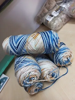 £5 • Buy Clearance Knitting Crochet Yarn Wool Aran 5 Rolls Of Multi-Coloured 645g
