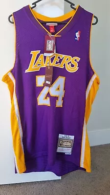 Los Angeles Lakers Kobe Bryant 08-09 #24 Size Large Jersey By Mitchell & Ness • $130