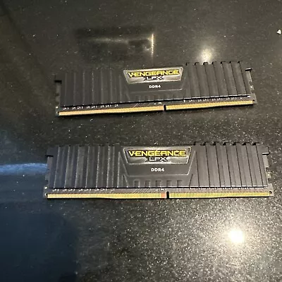 Corsair Vengeance LPX 16GB (2 X 8GB) PC4-24000 (DDR4-3000) Memory... • £25