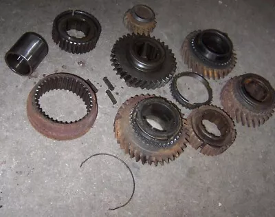 Lot Of USED MUNCIE 4 SPEED TRANSMISSION M20 M21 GEARS & PARTS • $35