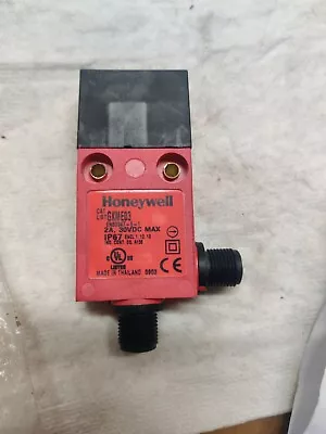 Gkme03 Xp-4042 Gkm Honeywell Micro Switch Safety Switch NEW BOXEd • £17.99