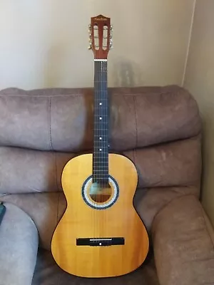 Very Nice Vintage MAXTONE SG125 Nylon String Acoustic Guitar • $65