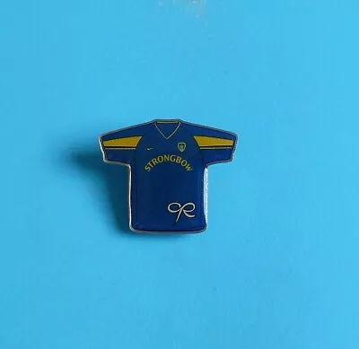 Macmillan Leeds United Football Club Shirt Stud Pin Badge Cancer Charity • £3.99