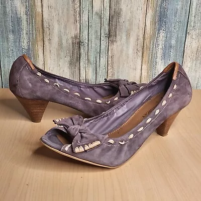 B. Makowsky Shoes Size 10M Violet Tan Bow Suede Peep Toe Heels Pumps • $24.98