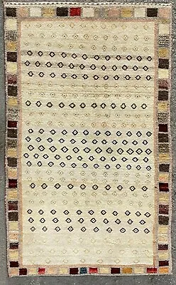 Fine Wool Gabbeh Rug Hand Made Thick Persian Cream Carpet Clean 5'5  X 3'4  • £497.50