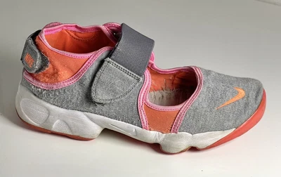 £4 • Buy NIKE Grey Mary Janes Size UK 5.5