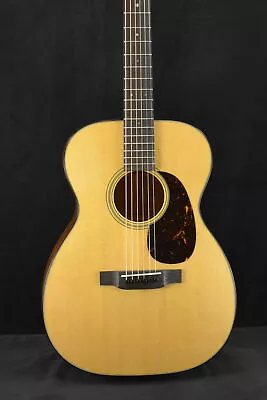 Martin 00-18 Natural • $2799