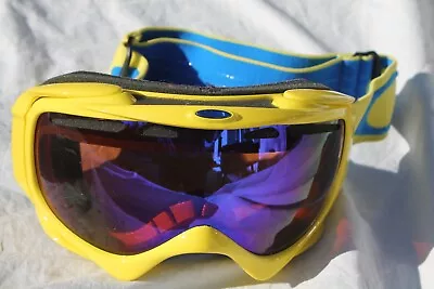 OAKEY Snow Ski Goggles/Snow Board  Yellow Rims With Smith Bag To Store • $9.99