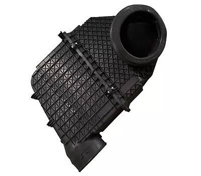 QSC Aftermarket Air Cleaner Filter Plastic Housing For Kenworht T680 • $268.85