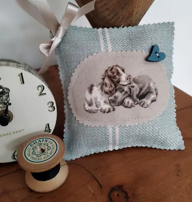 Handmade Lavender Pillow ~ Wrendale Black Labrador & K.C.spaniel/heart FAB GIFT • £6