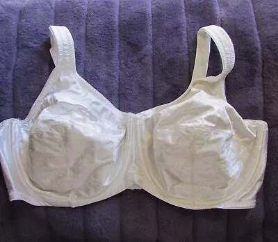 Lilyette (Maidenform) Ivory Full Coverage Underwire Bra #908 44DD EUC • £16.53