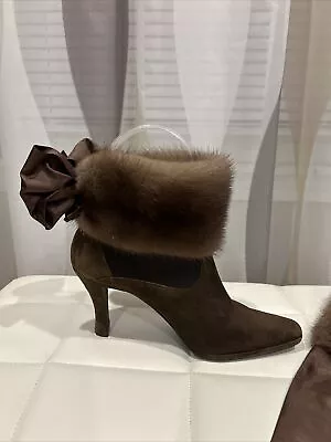 Moda Brown Suede Heels With Mink Silk Trim Size 7.5 • $54