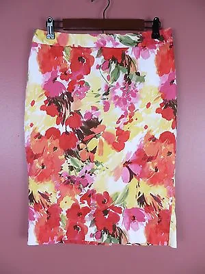 SK09531- CHARTER CLUB Woman 97% Cotton Pencil Skirt Multi-Color Floral Sz 8 • $16.91