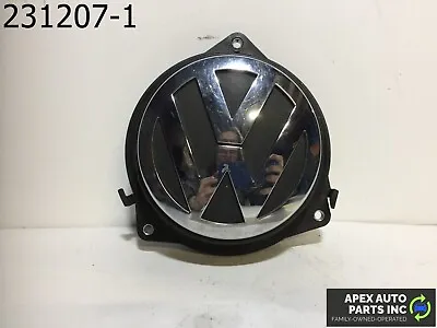 OEM Volkswagen CC 2012 Front Logo Emblem VW Sign 1K5853600 • $51.26