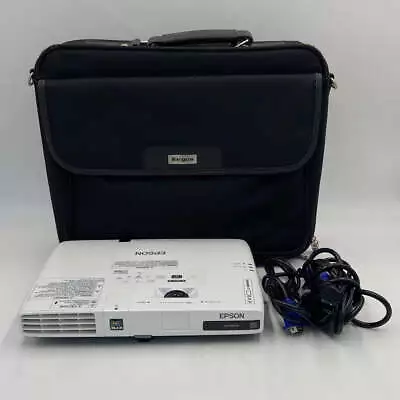 Epson PowerLite V11H476020 3000 Lumens 3LCD Projector 1776W 272 Lamp Hours • $219.99