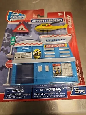 N Scale 1:160 Plastic Airport Building Front W/helicopter • $2.80