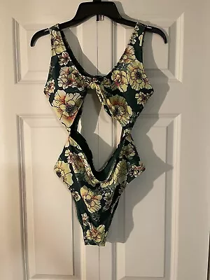 Zaful One Piece Swimsuit Green Yellow Floral Size 8 Nwt  • $17