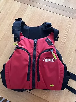 Yak Buoyancy Aid M/L - Red/Black Xipe 60N • £50