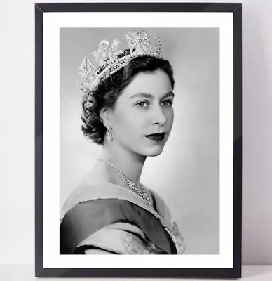 HM QUEEN ELIZABETH II 1952  Black & White A4 VINTAGE PHOTO POSTER PRINT FRAMED  • £4.99