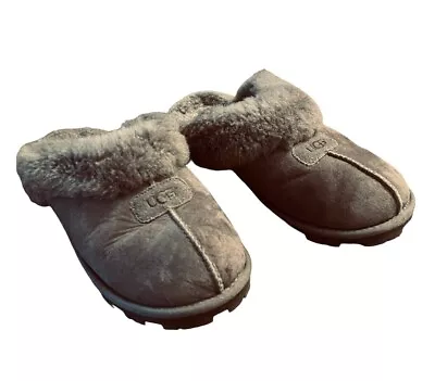 UGG Coquette Grey Suede Sheep Fur Slippers Womens Size 7 • $40