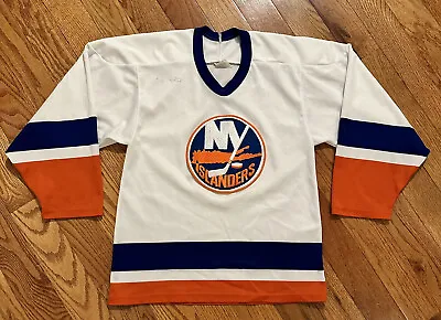 Vintage Bob Nystrom Autographed New York Islanders White CCM Jersey - Size Small • $45