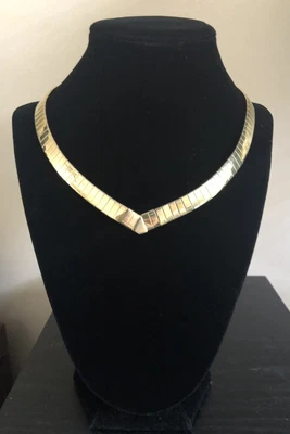$7.30 • Buy Estate Goldtone V Shape Snake Choker Necklace