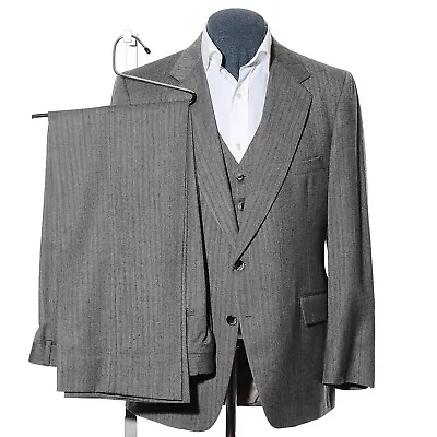40R Vintage Gray Herringbone Wool Three-Piece Suit Vest 34x31 Trousers Jacket M • $248