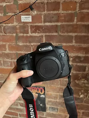 Canon EOS 7D 18.0 MP Digital SLR Camera - Black (Body Only) W/ Accessories!!! • $200