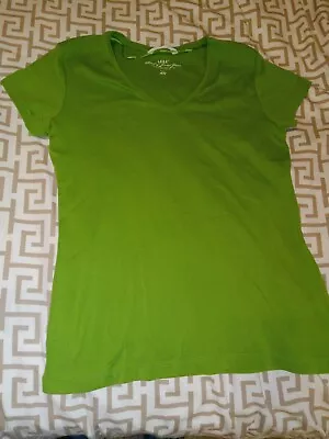 H&M XL V Neck LOGG  T-shirt  • $19.99