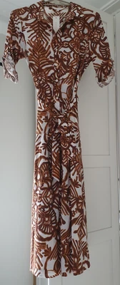 $45 • Buy Sunny Girl Print Dress Size 12