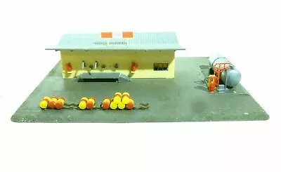 N Gauge Diesel Engine Refuelling Depot Inc Tank Oil Barrels / Drums Faller 2132 • £24.95