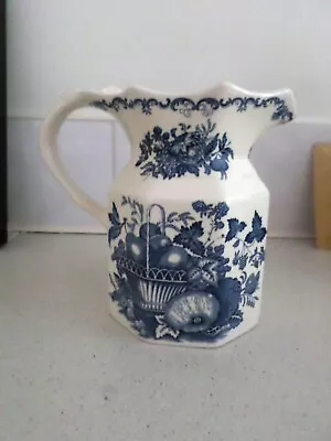 Gorgeous Mason's Ironstone Jug (7 Inches High) • £9.99