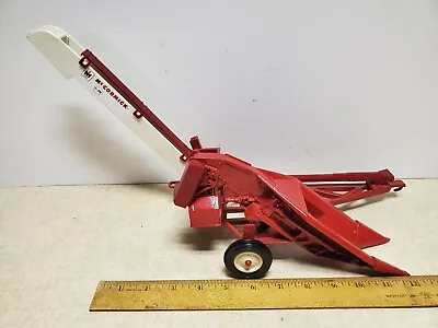 Toy Ertl McCormick International Harvester 1-PR Corn Picker 1:16 Scale # 3 • $75