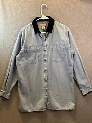 St Johns Bay Shirt Women Medium Denim Velvet Collar ButtonUp Long Sleeve Vintage • $13.99