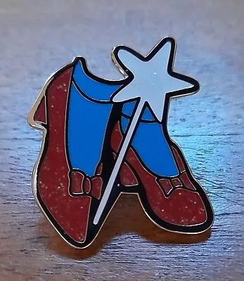 £7.95 • Buy Wizard Of Oz Red Ruby Slippers Pin Badge Brooch Dorothy Witch Metal Glitter Gift